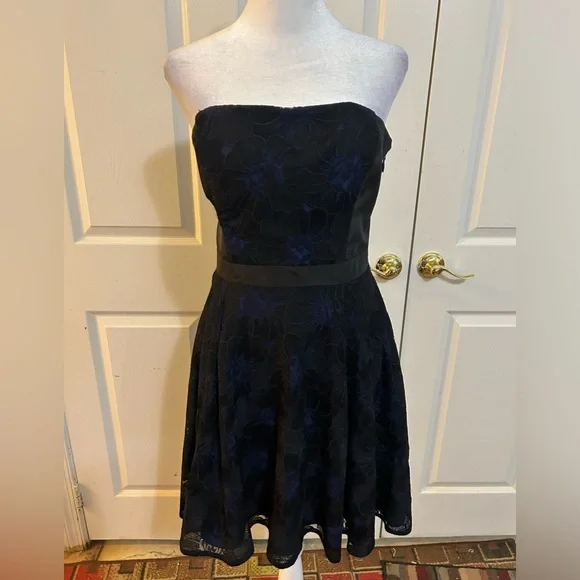 bebe | Dresses | Bebe Black And Blue Strapless Mini Size 6 | Poshmark